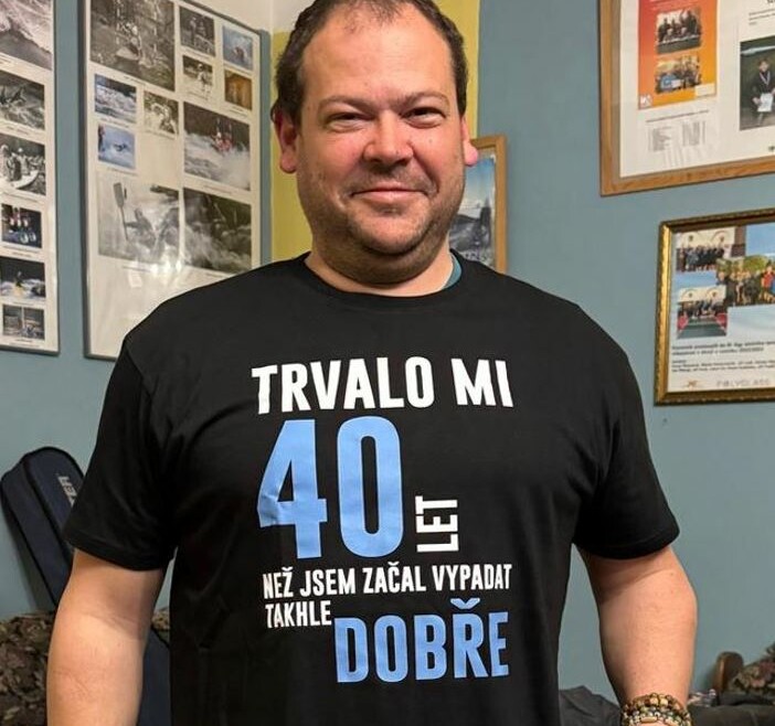 Viktor Vácha ,,40″